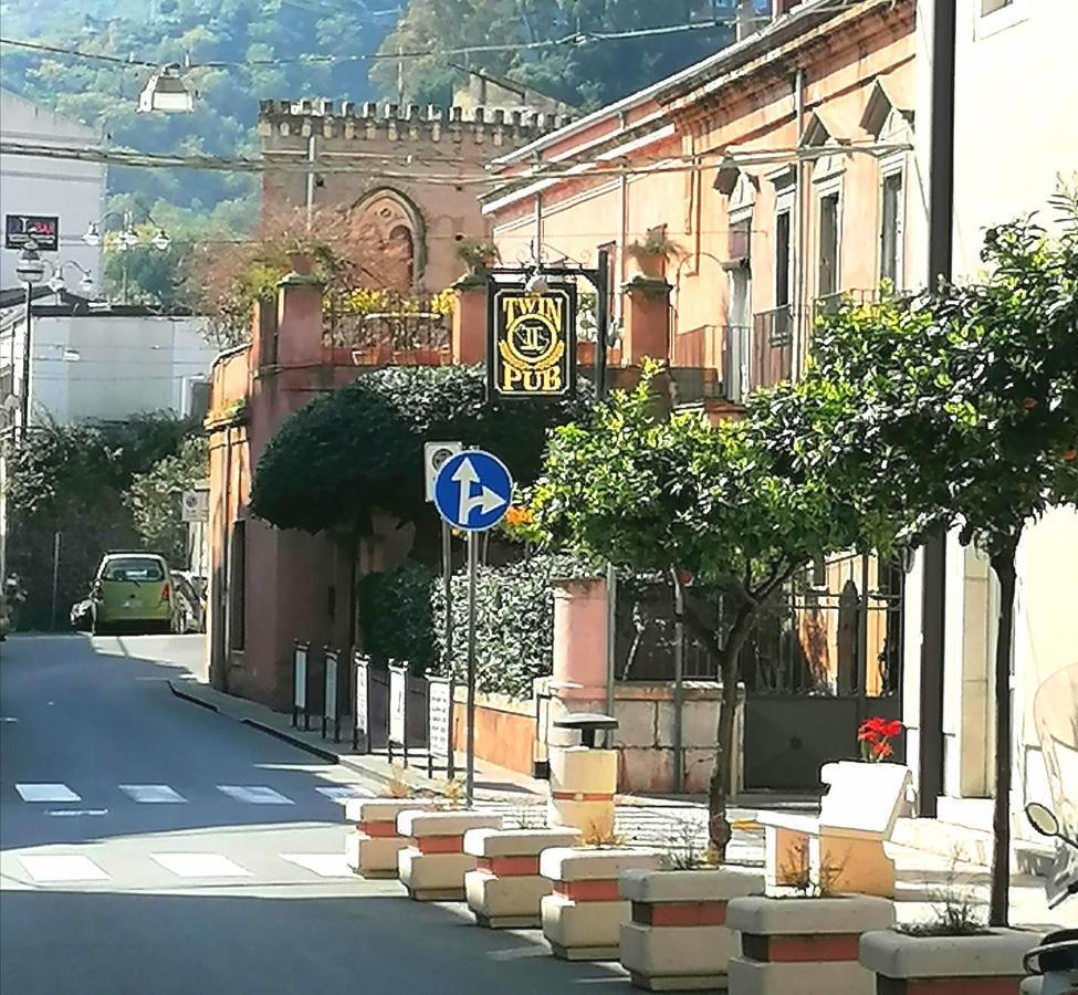 Oltremare Taormina Letojanni Apartman Kültér fotó