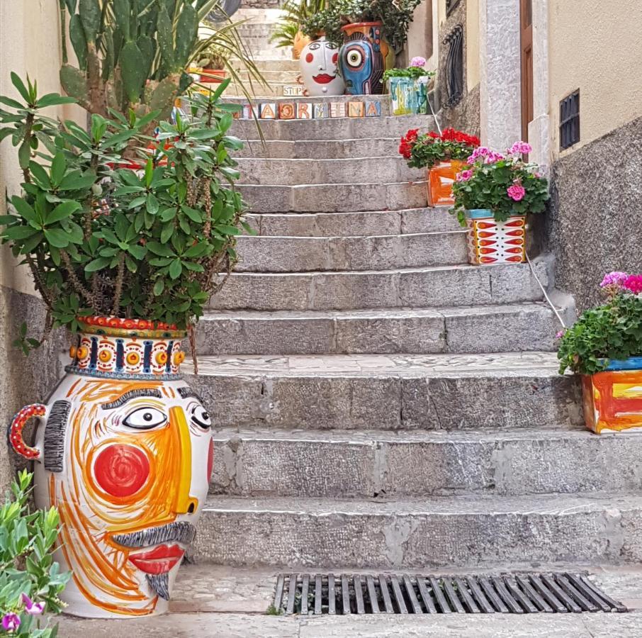 Oltremare Taormina Letojanni Apartman Kültér fotó